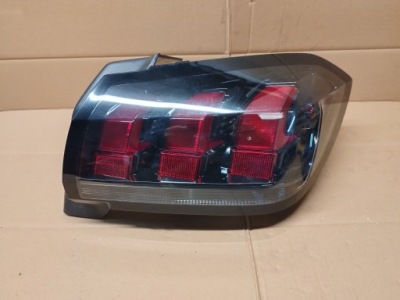 Peugeot 208 лампа задня права 9823216580 фото №1