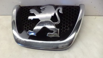 ZNACZEK ZDERZAKA EMBLEMAT LOGO PRZÓD PEUGEOT 5008 3008 18C0001030