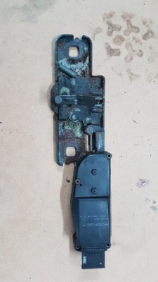 Доводчик кришки audi a4 b8 a6 c6 4f9827383d фото №1