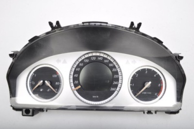 Mercedes w204 2.2 cdi лічильник прилади europa a2045404548 фото №1