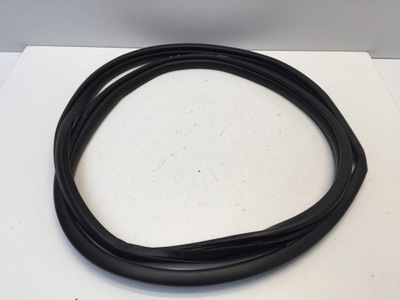 Lexus ux 250h 2021 прокладка двері задня праве фото №1