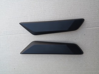 Молдинг na бампер перед правая левая auris ii kompl. фото №1