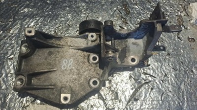 Alfa romeo оригінальний номер 55197248 кронштейн кронштейн фото №1