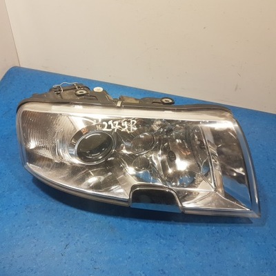 Skoda superb i фара правий фото №1