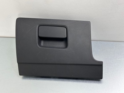 Volkswagen passat b8 2016 полиця фото №1