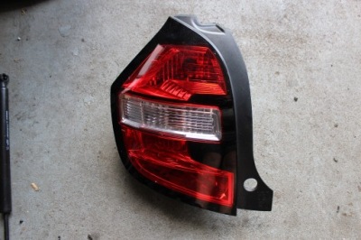 Renault twingo iii лампа левая задняя europa фото №1