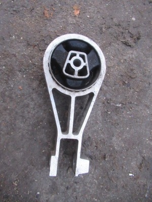 Opel karl кронштейн фото №1