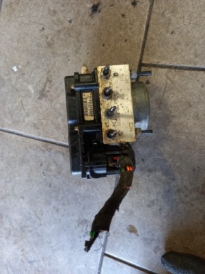 Насос abs ford ka ii mk2 0265232236 51823789 фото №1