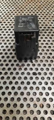 Реле вентилятора 46537685 fiat ducato фото №1