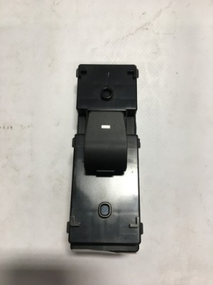 Панель перемикач вікон задня hyundai ioniq 16- фото №1