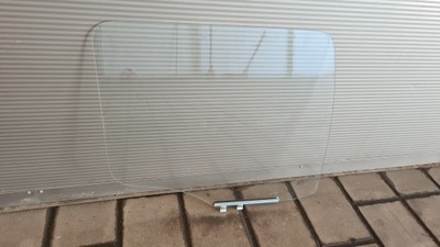 Mercedes atego стекло правая дверь боковых фото №1