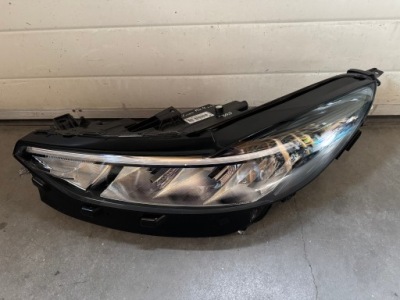 Ford kuga mk3 full led ліва лампа lift фото №1