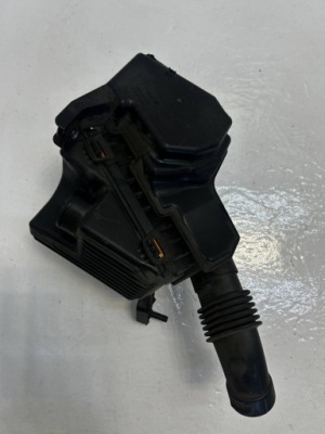 Корпус фільтра повітря renault twingo iii 2014- 1.0 sce 165009104r фото №1