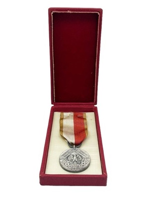 Medal Odznaka Walka Praca Socjalizm PRL 1944-1984