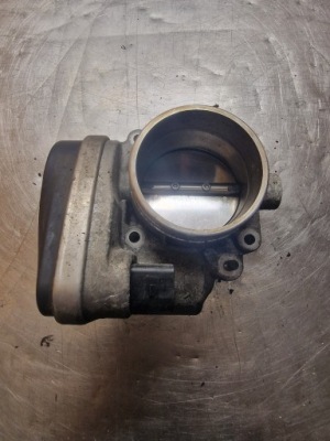 Дросельна заслінка bmw e46 2.2 2.2 1 7502444 фото №1