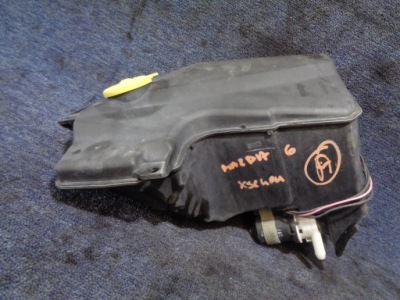 Бачок помпа омивача mazda 6 04r. ксенон фото №1