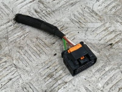 Peugeot 308 t10 колодка шланг фари перед фото №1