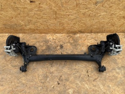 Задня балка oś підвіска toyota yaris cross фото №1