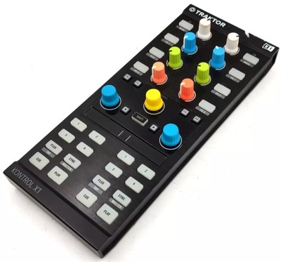 TRAKTOR KONTROL X1 2台セット TRAKTOR KONTROL X1 mk2 1台 ”2台あり