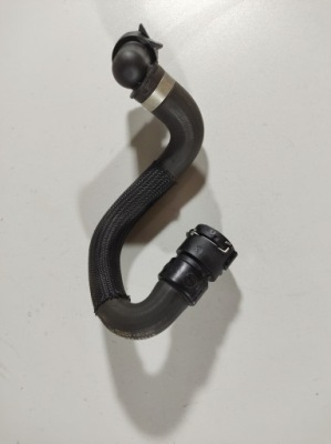 Volvo v60 d2 13r- труба пабтрубок  шланг воды 31305162 фото №1