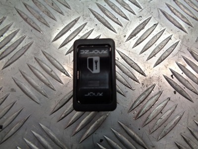 Кнопка блокування двері nissan primera p12 фото №1