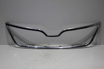 Skoda rapid хром решітка радіатора гарний фото №1