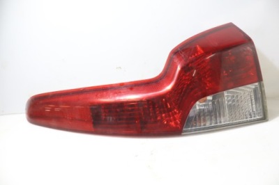 Лампа правая задняя volvo v50 kombi фото №1