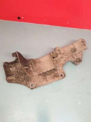 Кронштейн двигателя vw sharan 046903143c фото №1