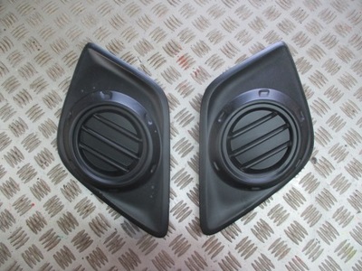 Решётка бампера toyota hilux viii 2015r- фото №1