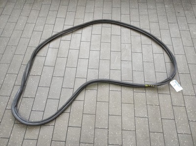 Прокладка крышки багажника peugeot 5008 фото №1