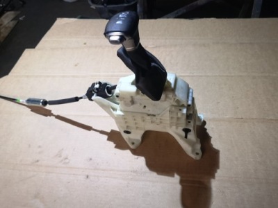 Выборщик переключения передач kia sportage iv 46701-d4440 фото №1