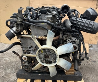 MOTOR COMPUESTO NISSAN NAVARA D40 2.5 DCI YD25 174KM COMPROBADO MONTAJE  