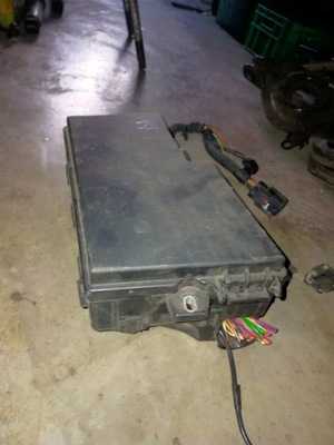 Volvo s40 v50 c30 c70 коробка предохранителей фото №1