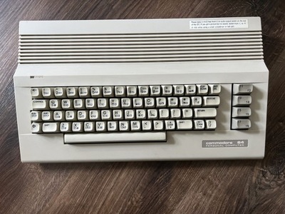 Komputer Commodore 64 C sprawne