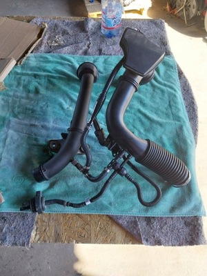 Mercedes w177 1.3b a250 282914 шланг повітря труба турбіни магістраль фото №1