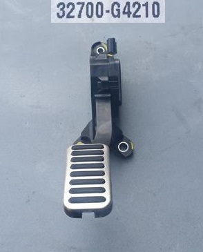 Педаль газу kia ceed iii 32700-g4210 фото №1