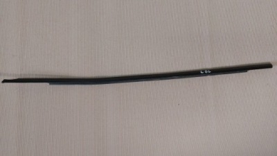 Молдинг ущільнювач лівий перед audi a6 c8 фото №1