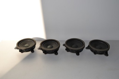 Динамік двері volvo v40 ii оригінальний номер 30657445 фото №1