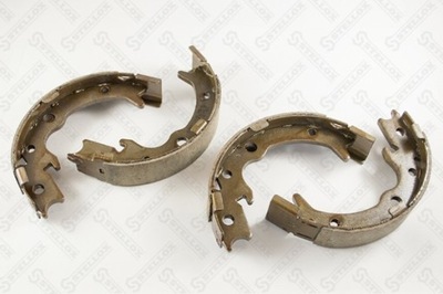 BRAKE SHOES BRAKE HONDA ACCORD/CR-V/STREAM 01>  