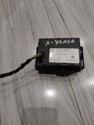 Блок керування замка центрального шлюз mercedes e220 фото №1