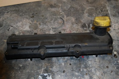 Крышка клапанов megane ii 1.5dci 8200379908 фото №1