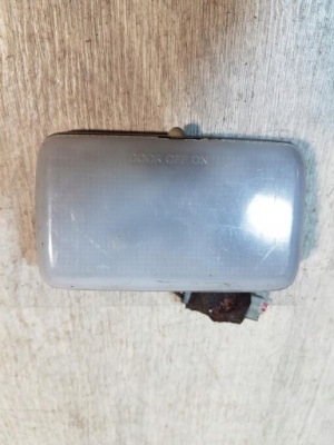 Лампа освітлення салону toyota previa estima фото №1