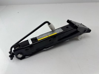 Audi a6 c7 2015 с задний домкрат автомобильный фото №1