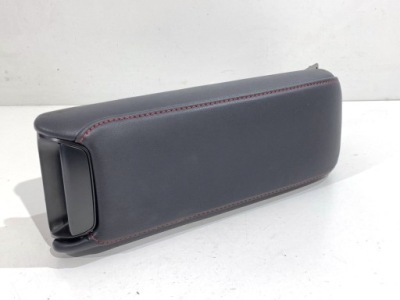 Подлокотник lexus lbx crossover фото №1