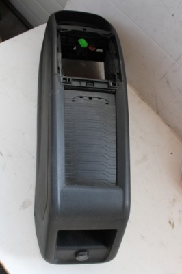 Citroen c4 grand picasso ii туннель средний бардачок фото №1