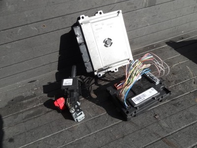 Набір стартовий бортовий комп'ютер dacia оригінальний номер 237109221r фото №1