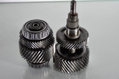 Wał выходной 722.652 porsche фото №1