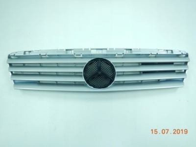 Решітка радіатора решітка радіатора mercedes w168 / a1688880360 фото №1