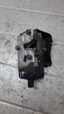 ЗАМОК ДВЕРЬ ПРАВАЯ ПЕРЕД OPEL VECTRA C 2.2B 02R 24447341