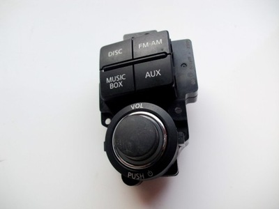 Панель кнопка керування радіо nissan navara фото №1